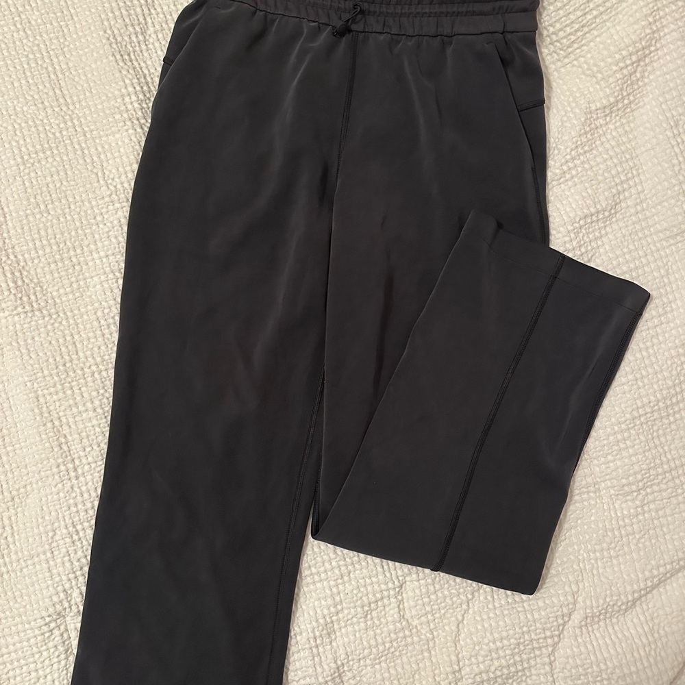 Lululemon softstreme high-rise pant - black/charcoal - size 8